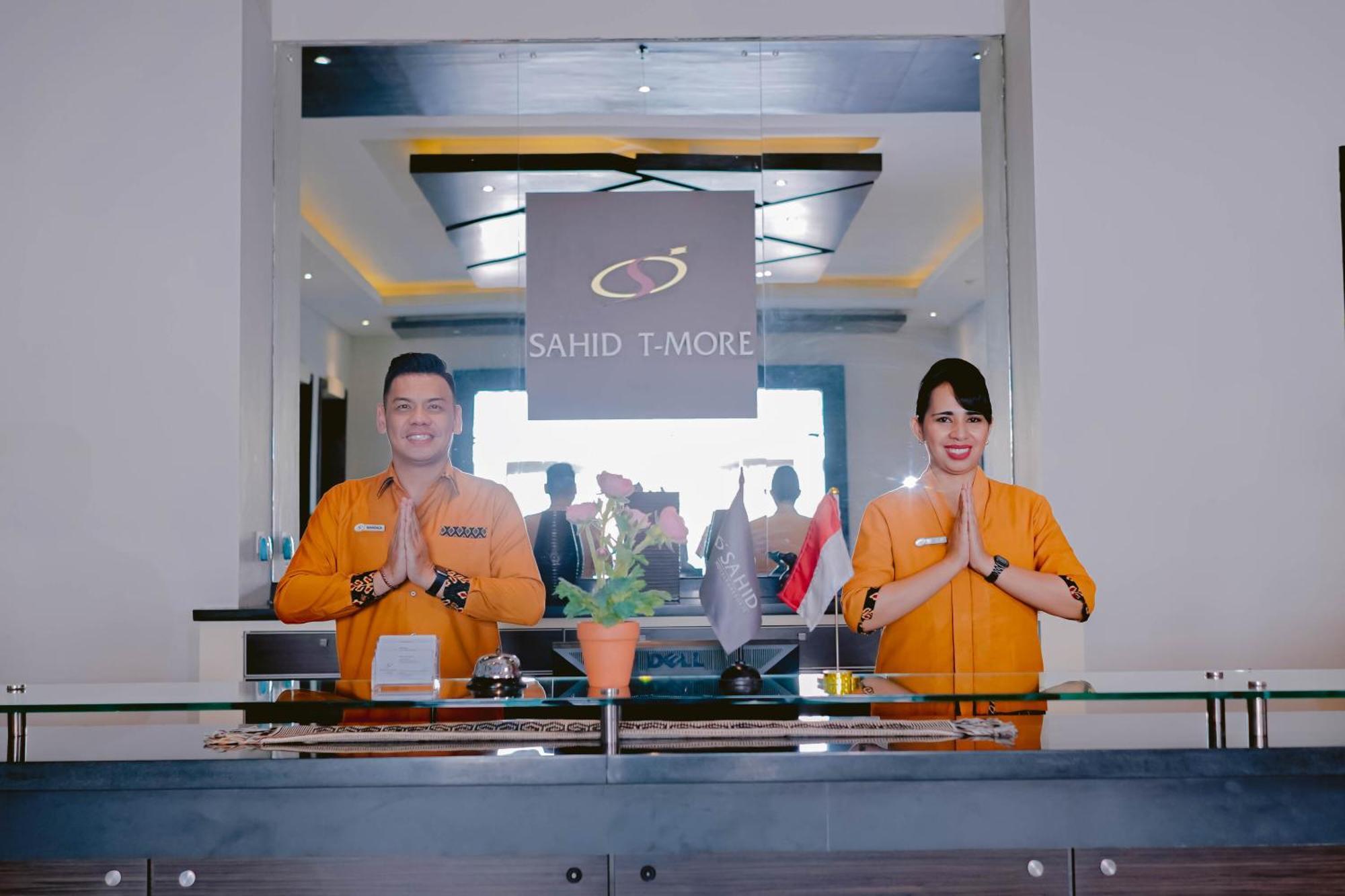 Sahid T-More Hotel Kupang  Exterior photo