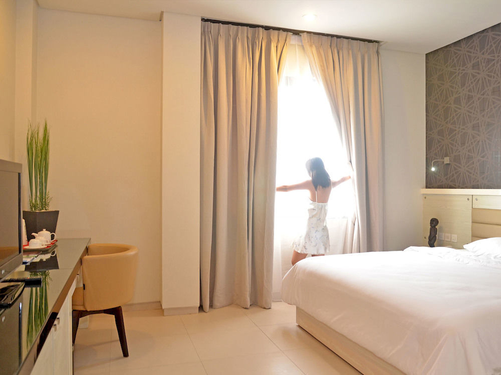 Sahid T-More Hotel Kupang  Exterior photo