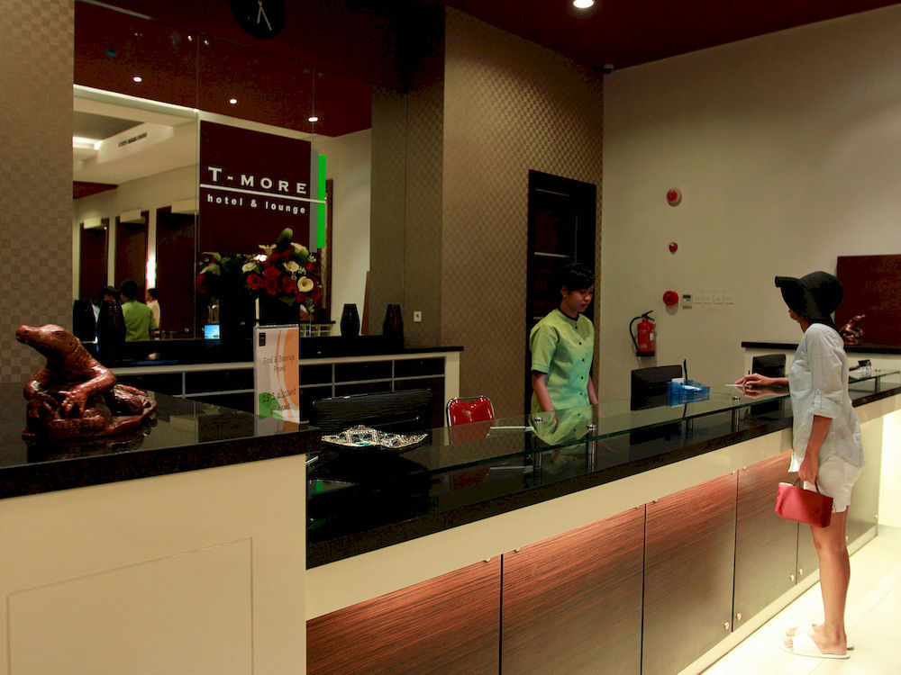 Sahid T-More Hotel Kupang  Exterior photo