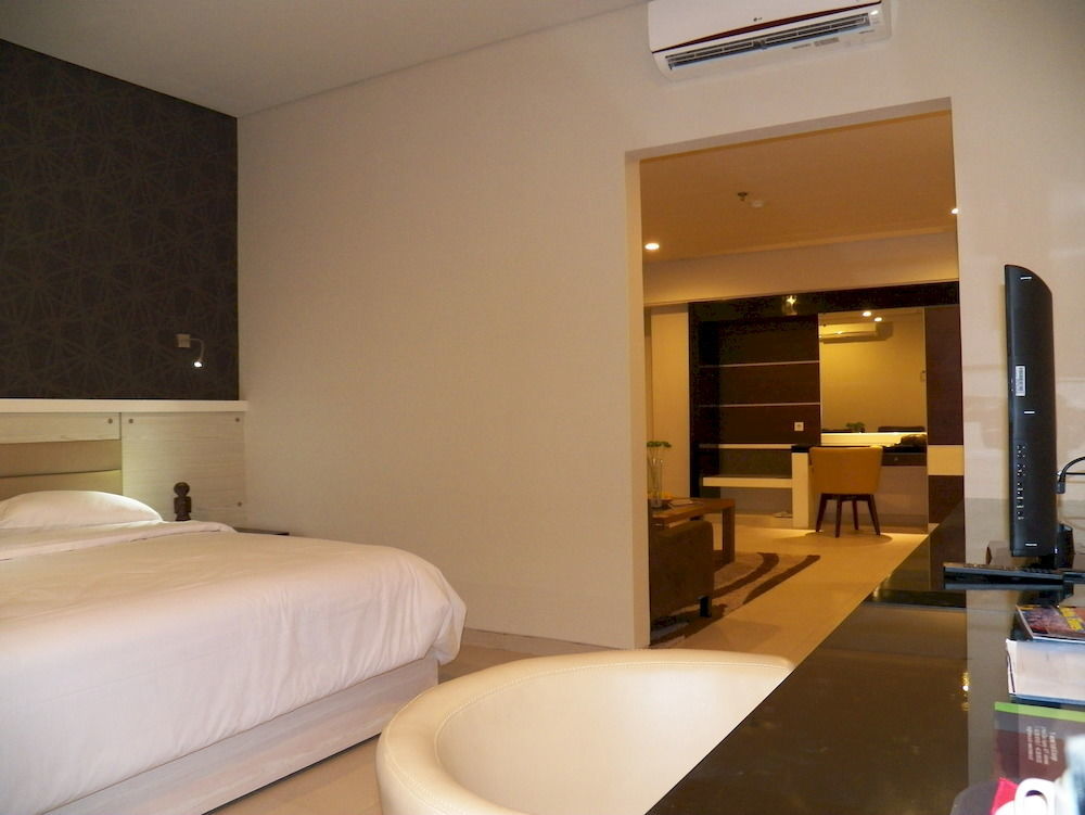 Sahid T-More Hotel Kupang  Exterior photo